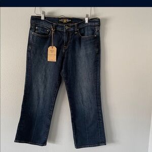 NWT Lucky Brand  Host Pick 🥳crapped jeans NEW